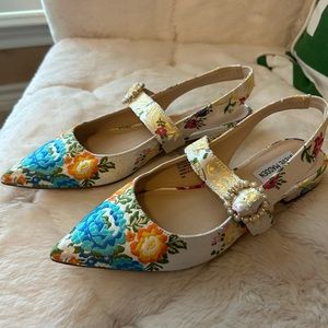 Steve Madden floral flats